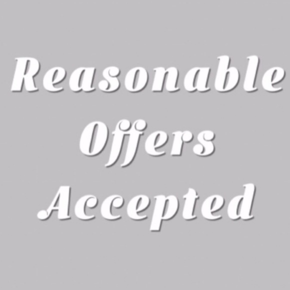 NWT THROW KINDNESS AROUND SIDE TIE TEE. Sz XL - Picture 2 of 2